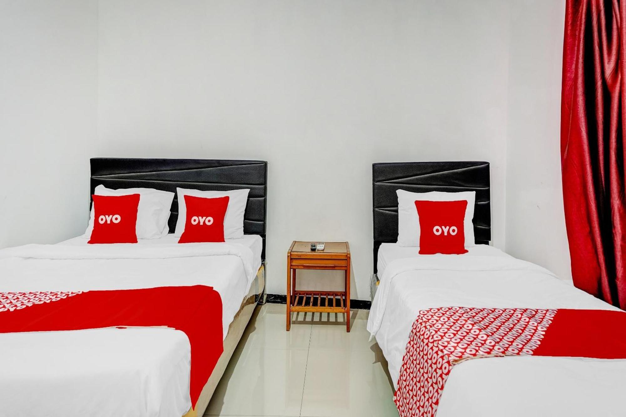 Hotel Kalimantan Surabaya Exterior photo